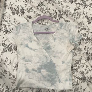 Hollister light blue dye  top